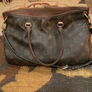 Louis Vuitton Pallas MNG Noisette bag